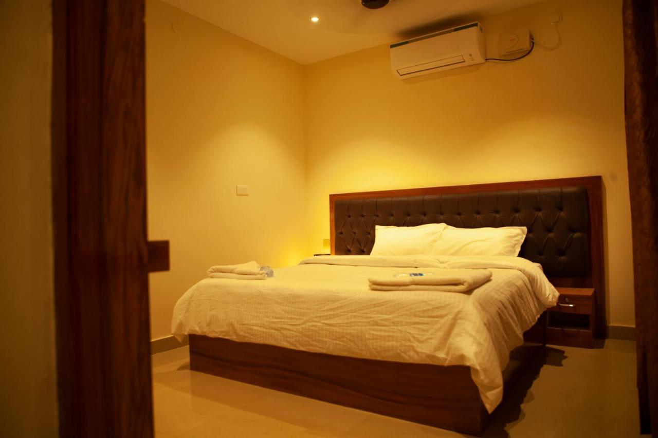 Westn Resorts Kuttālam Esterno foto